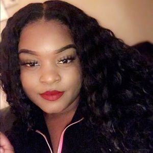 Meet your Posher, Emani